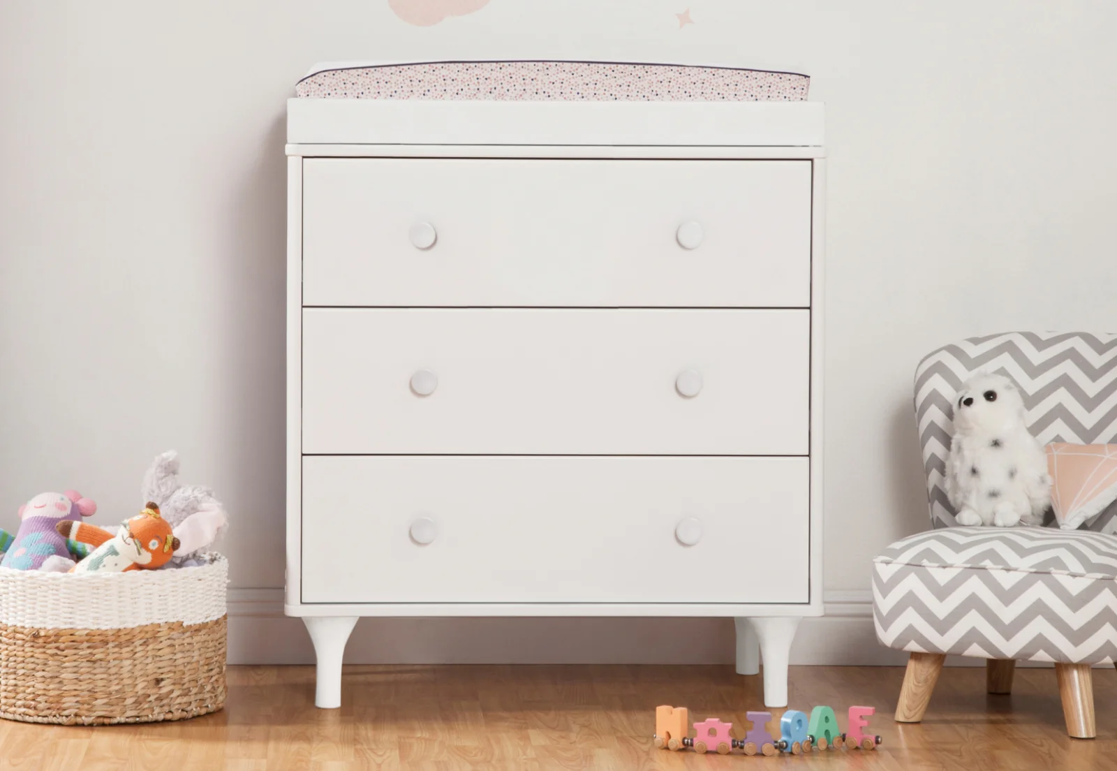 Lolly Convertible Crib - Image 15