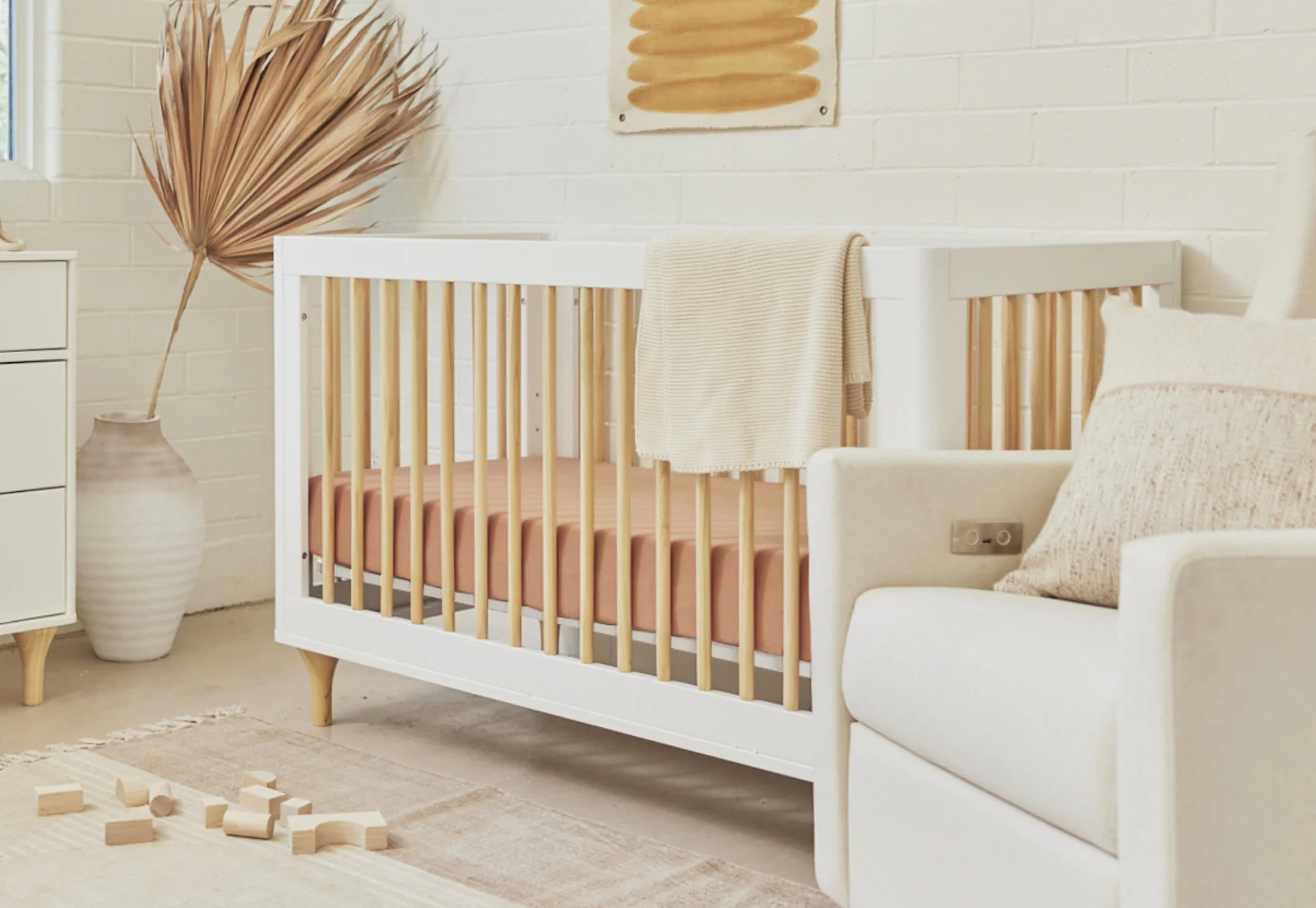 Lolly Convertible Crib - Image 6